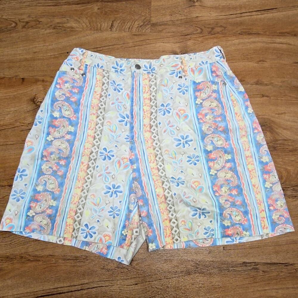 Vintage Vivaldi Jeanswear Floral Paisley Shorts Multicolor Made in USA 18